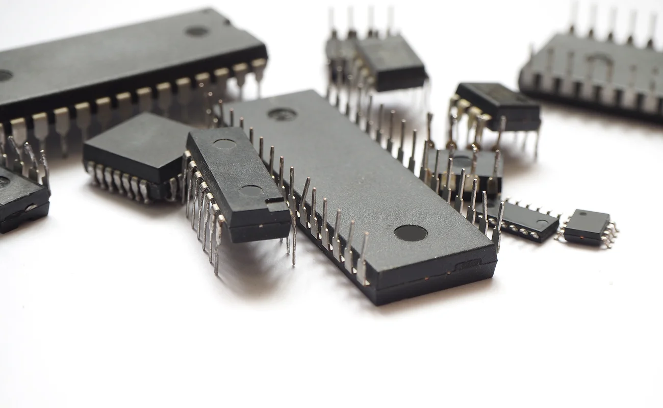 電子デバイス事業